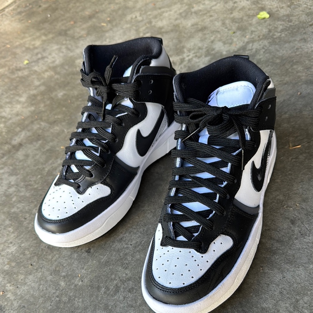 Nike women’s  Black and White High-Top Sneakers